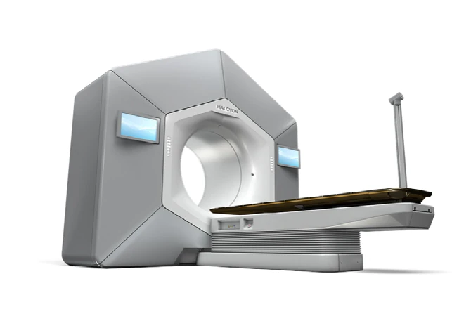 Low-dose radiation therapy treatment machine